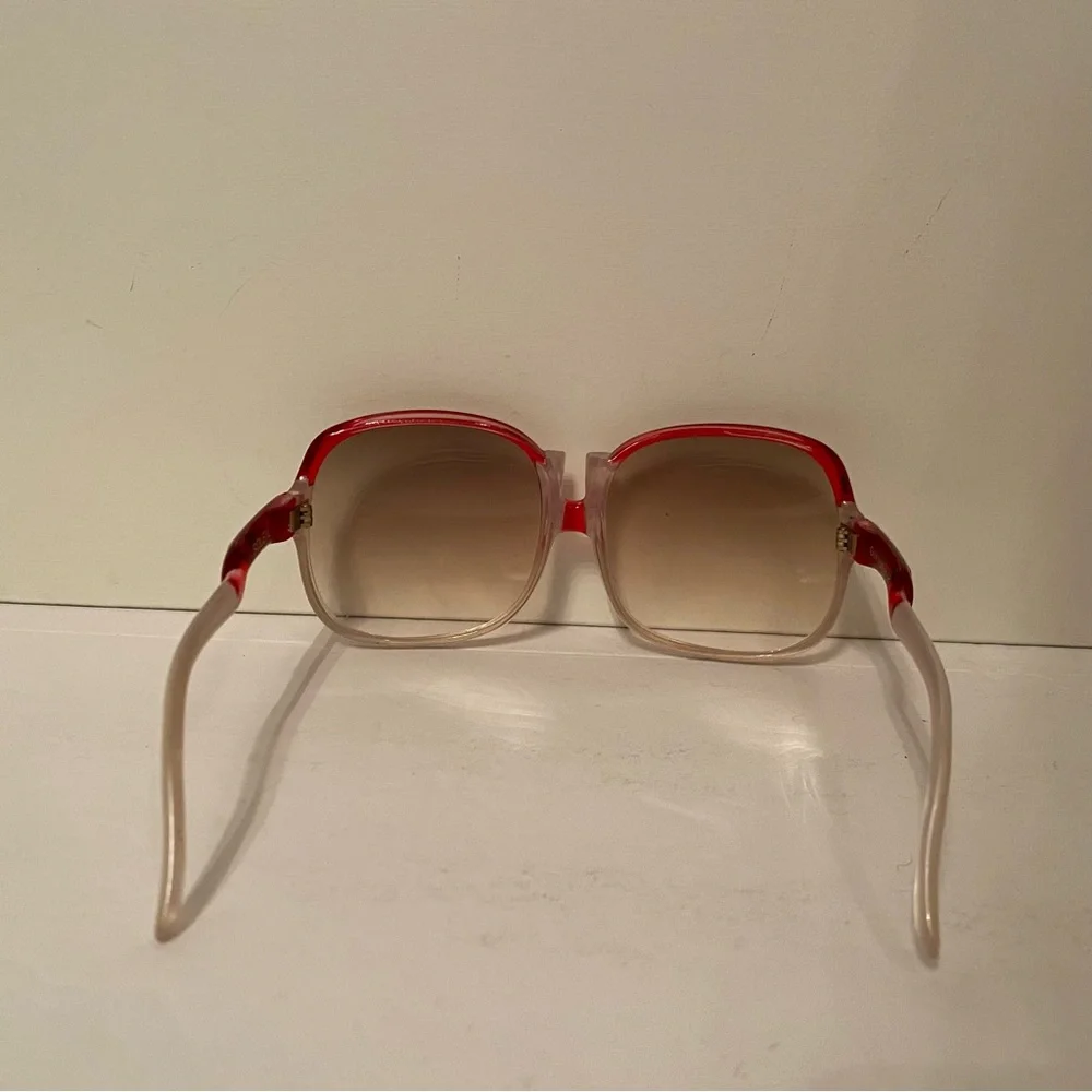 GUY LAROCHE SOLEIL SUNGLASSES SUNNIES PINK SILVER OVERSIZED FRAMES VINTAGE